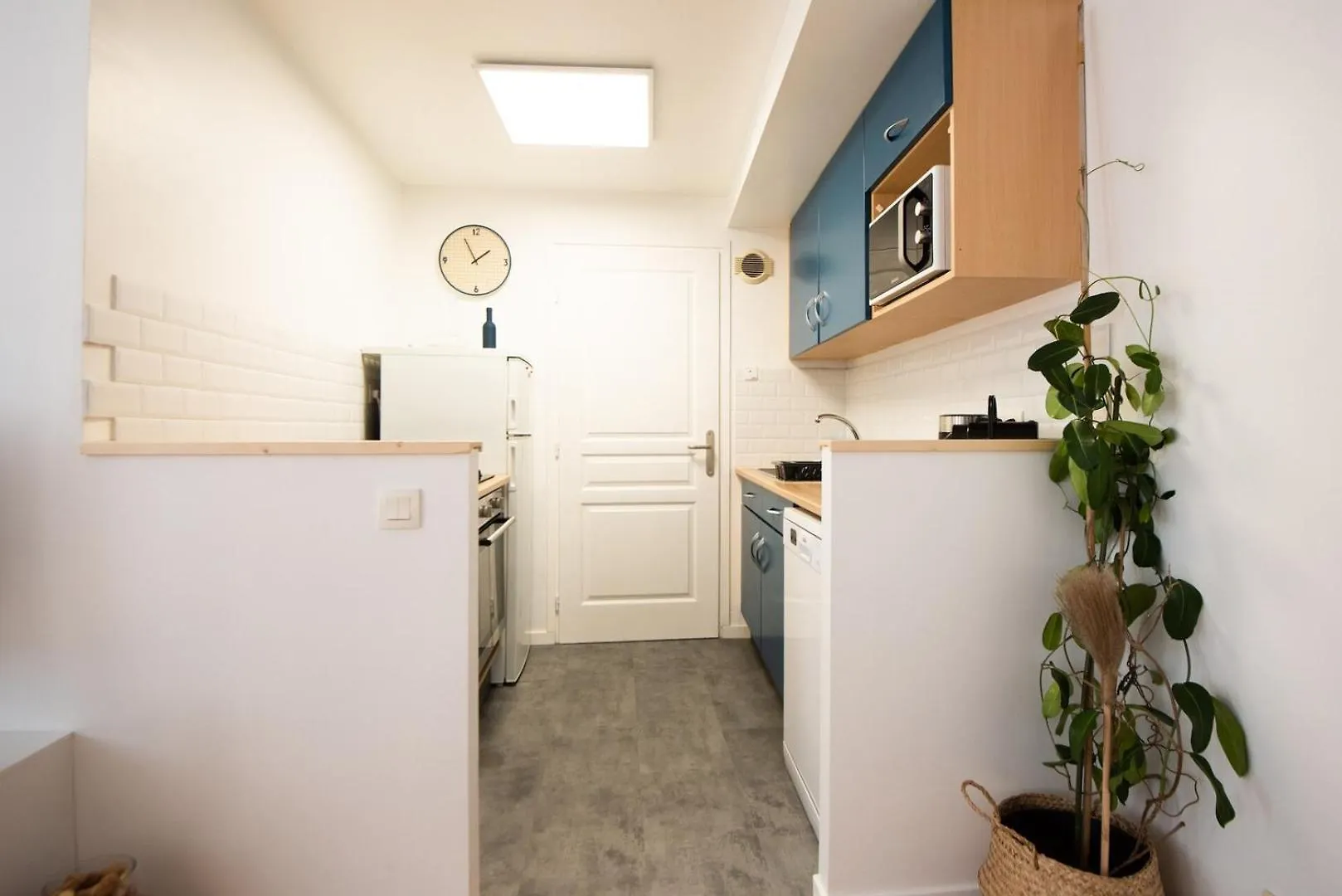 Amazing And Quiet Duplex In The City Center ! Lille Lejlighed